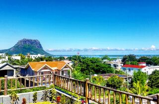 Logement - surf house villa d'or la gaulette mauritius surf holidays terrace le morne view.jpg