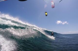 Kitesurf equipment rental - gopro oneeye mauritius strapless waves.jpg