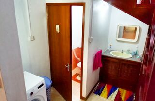 MACONDE' room 3 bed - bathroom surf house la gaulette mauritius.jpg