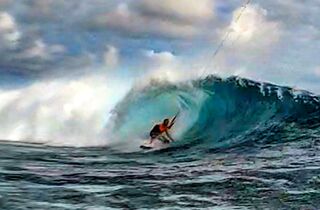 Corsi kitesurf - barrel in one eye , kite surf ,mauritius surf holidays.jpg