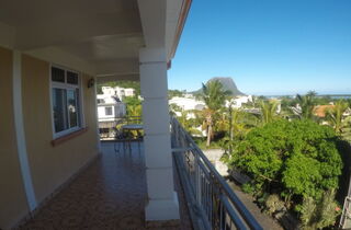 Kite House 1° etage - kite house balcony le morne view la gaulette mauritius.JPG